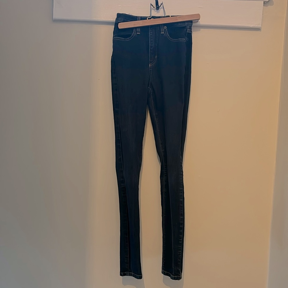 Iris high waisted skinny jeans. Size 24